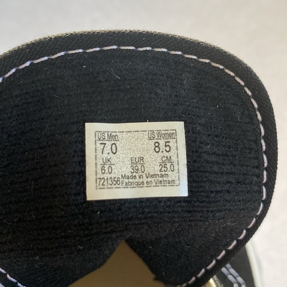 VANS Old Skool Classic Black Suede Leather & Canvas Skate Shoes 8.5 Women’s NWOT - Picture 6 of 8